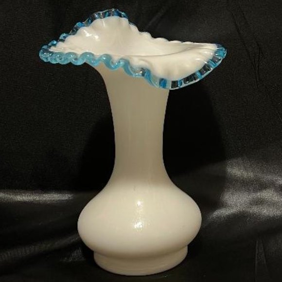 AQUA CREST MILK GLASS JACK IN PULPIT RUFFLE RIM VASE (VINTAGE FENTON PRE-LOGO ?) - Picture 2 of 16